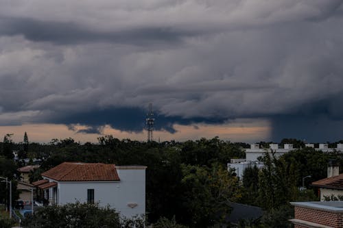 Základová fotografie zdarma na téma bouře, dramatická obloha, města