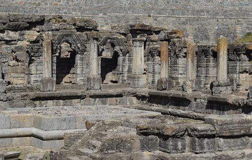Free Ancient stone ruins with columns in sunlight, showcasing rich historical architecture. Stock Photo
