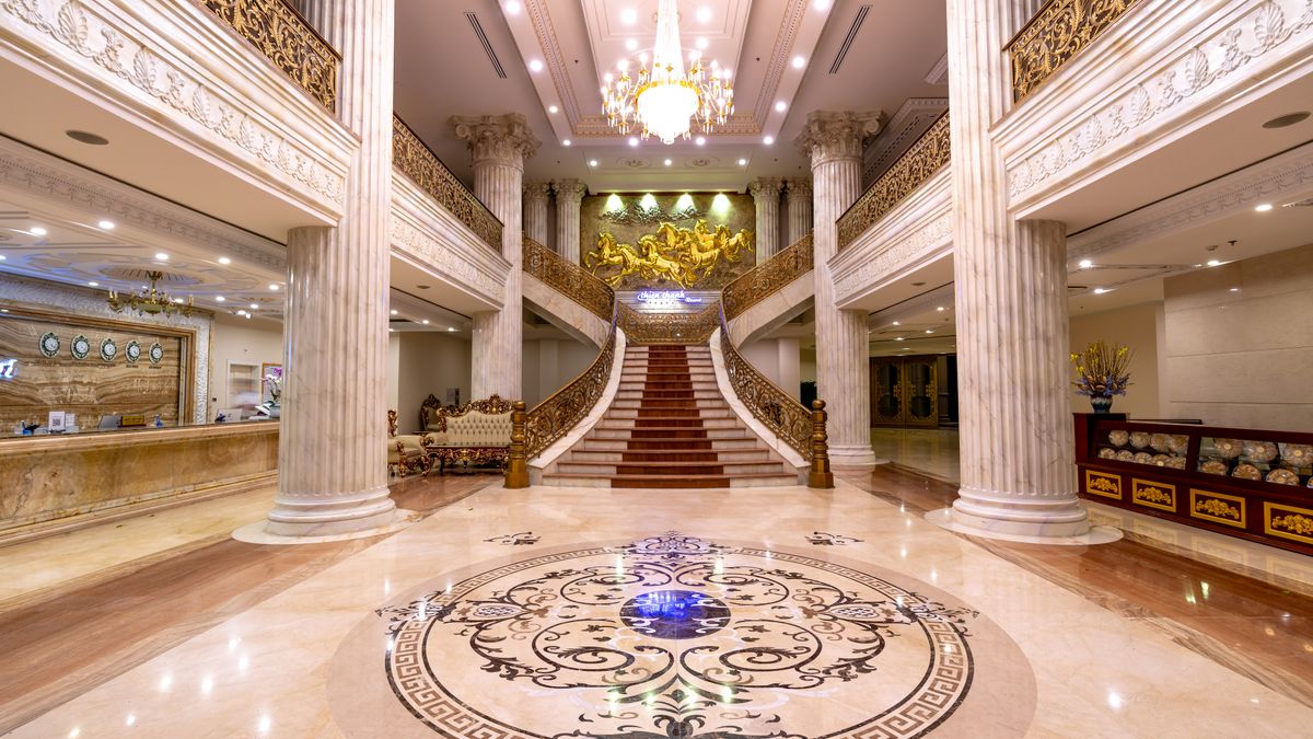 Hotel lobby seating area replacing reception in modern brands