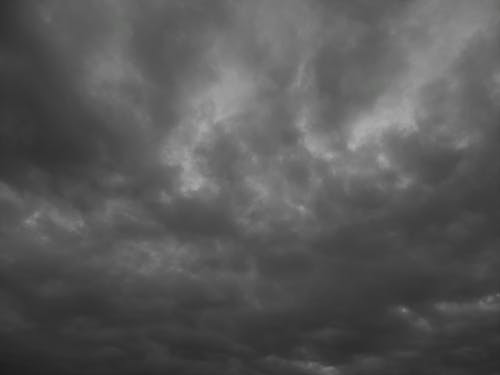 Безкоштовне стокове фото на тему «атмосфера, білі хмари, в небі»