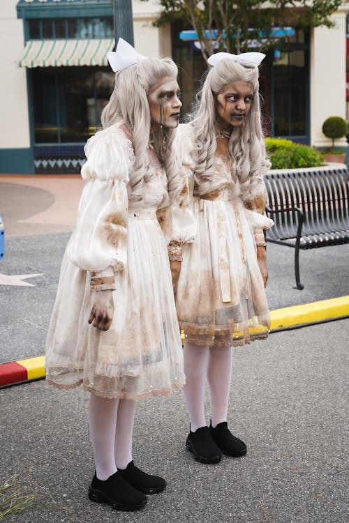 horror costumes for women
