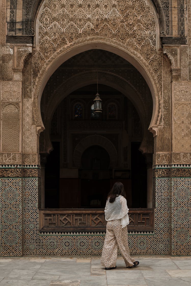 Traditional Patterns Of Mosque Building