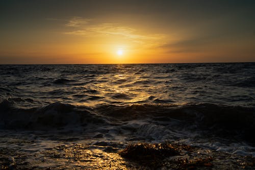 Kostenloses Stock Foto zu dämmerung, goldene stunde, horizont