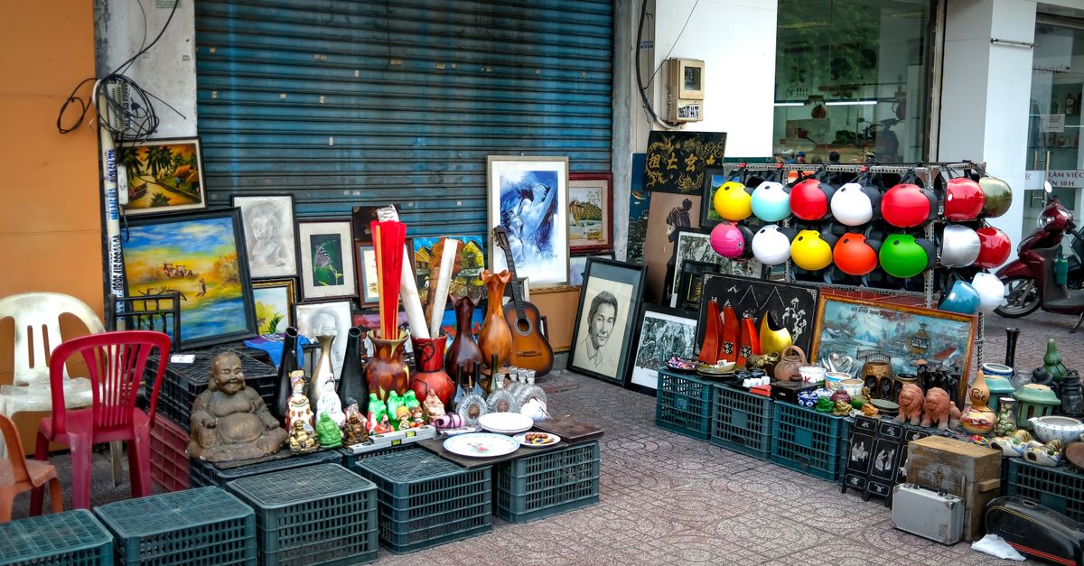 Les secrets des brocantes : comment dénicher des antiquités de valeur