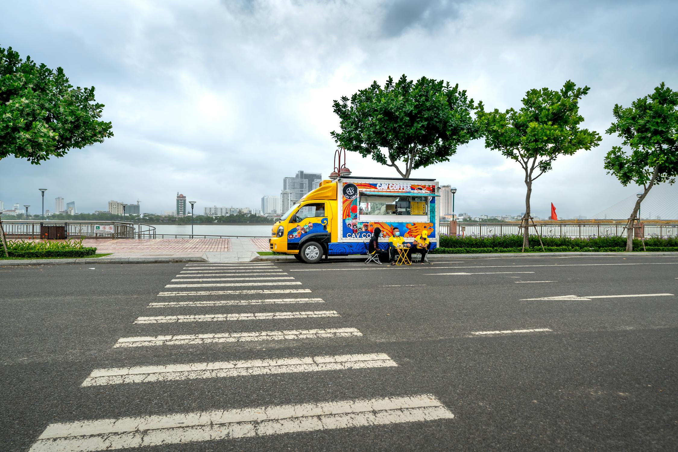 行動餐車:箱式餐車