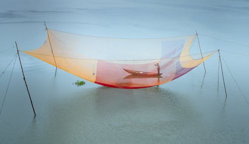 Gratis lagerfoto af båd, fiskenet, høj vinkel visning