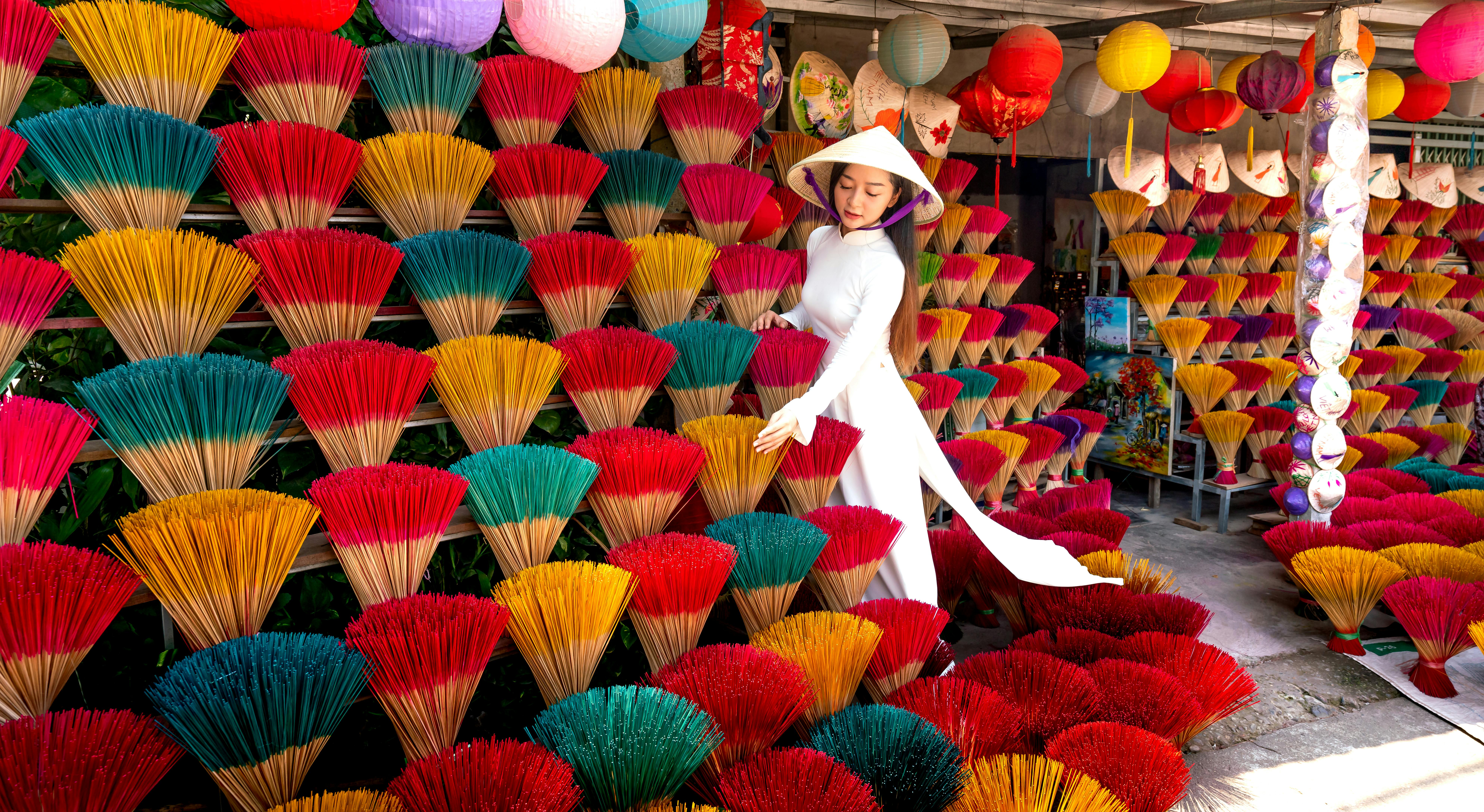 The Secret Connection Between Smell and Travel Experiences