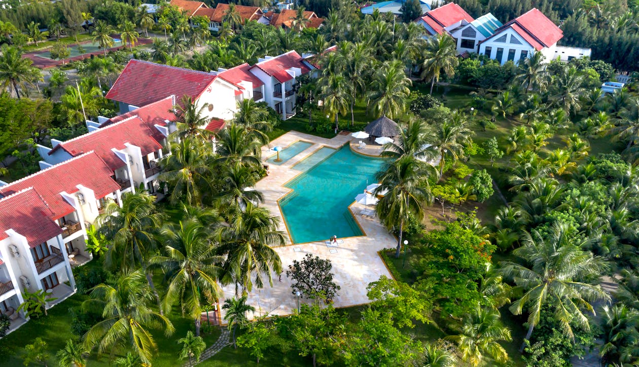 度假村, 房子, 棕櫚樹 的 免費圖庫相片
