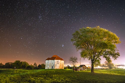 Ücretsiz astronomi, Çiftlik, ev içeren Ücretsiz stok fotoğraf Stok Fotoğraflar