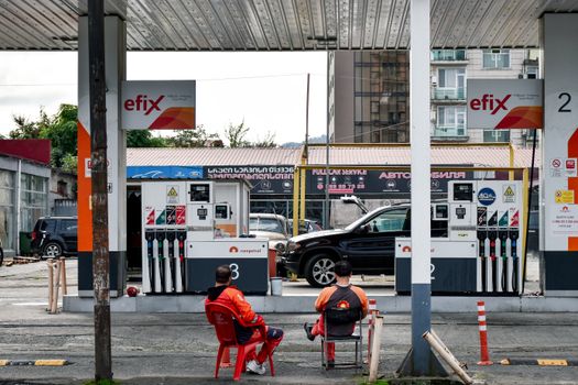 Ottawa Gas Prices Set to Drop 13 Cents a Litre: Here's When