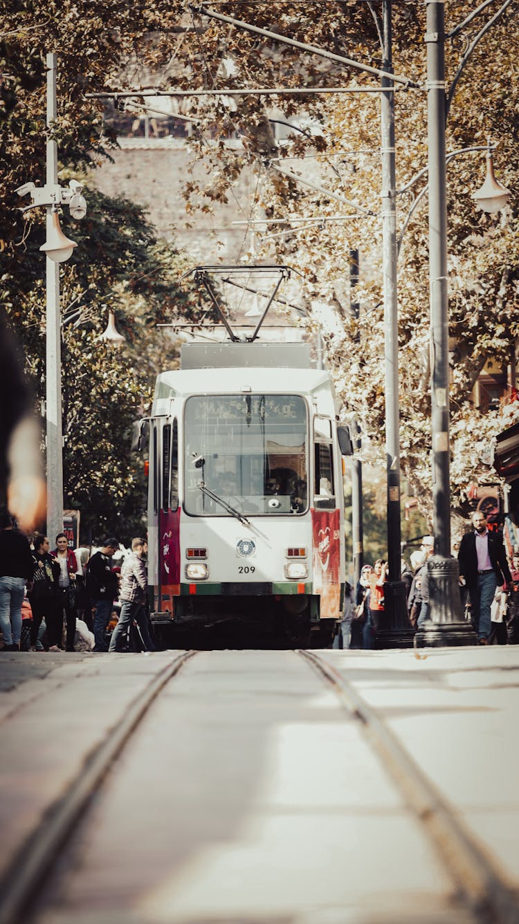 Running Urban Tram