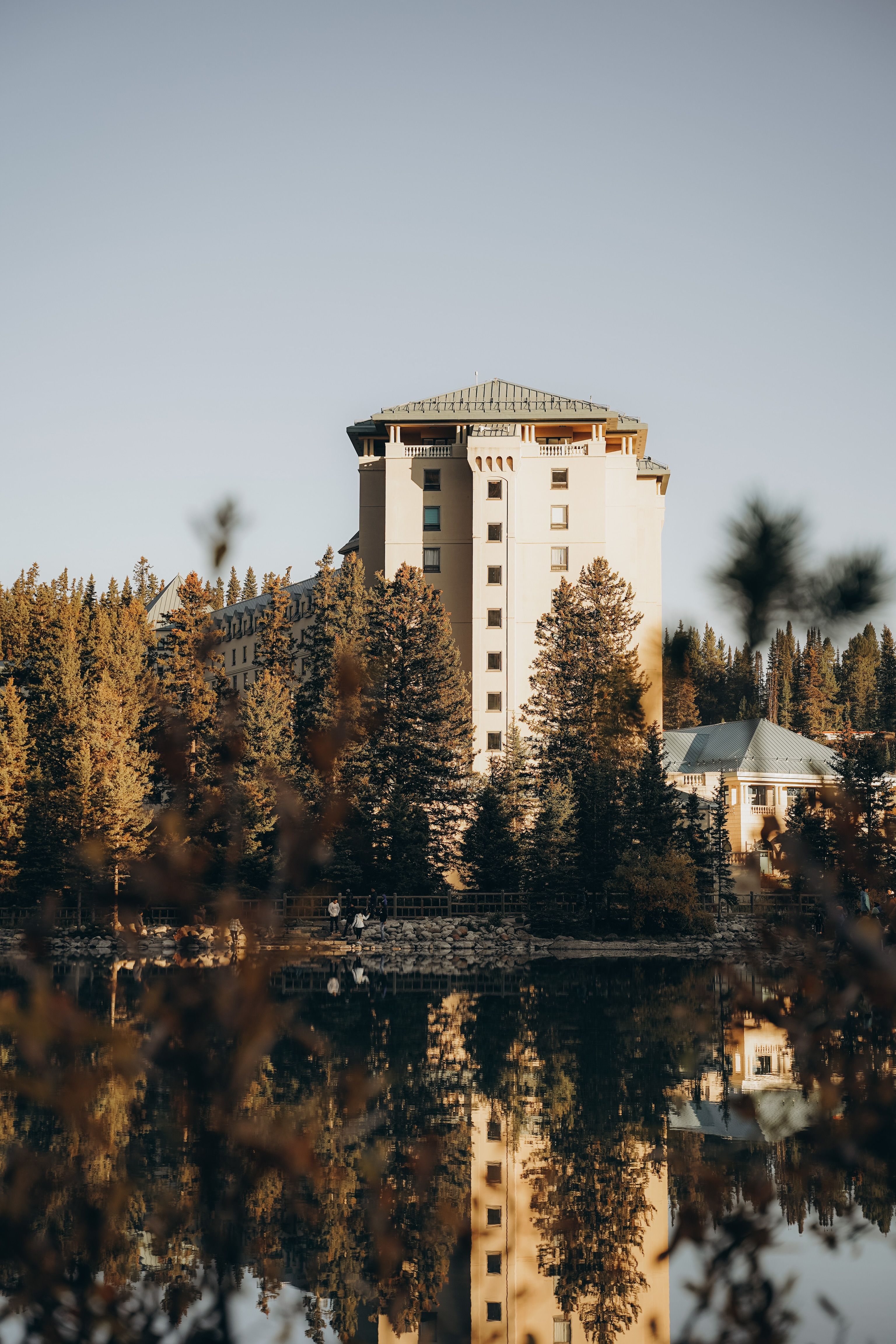 Fairmont Chateau on the Eastern Shore of Lake Louise · Free Stock Photo