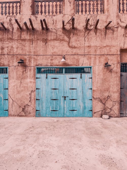 คลังภาพถ่ายฟรี ของ บ้าน, บ้านเก่า, ประตูไม้สีน้ำเงิน