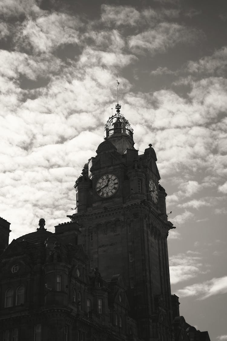 Balmoral Hotel In Edinburgh, Scotland