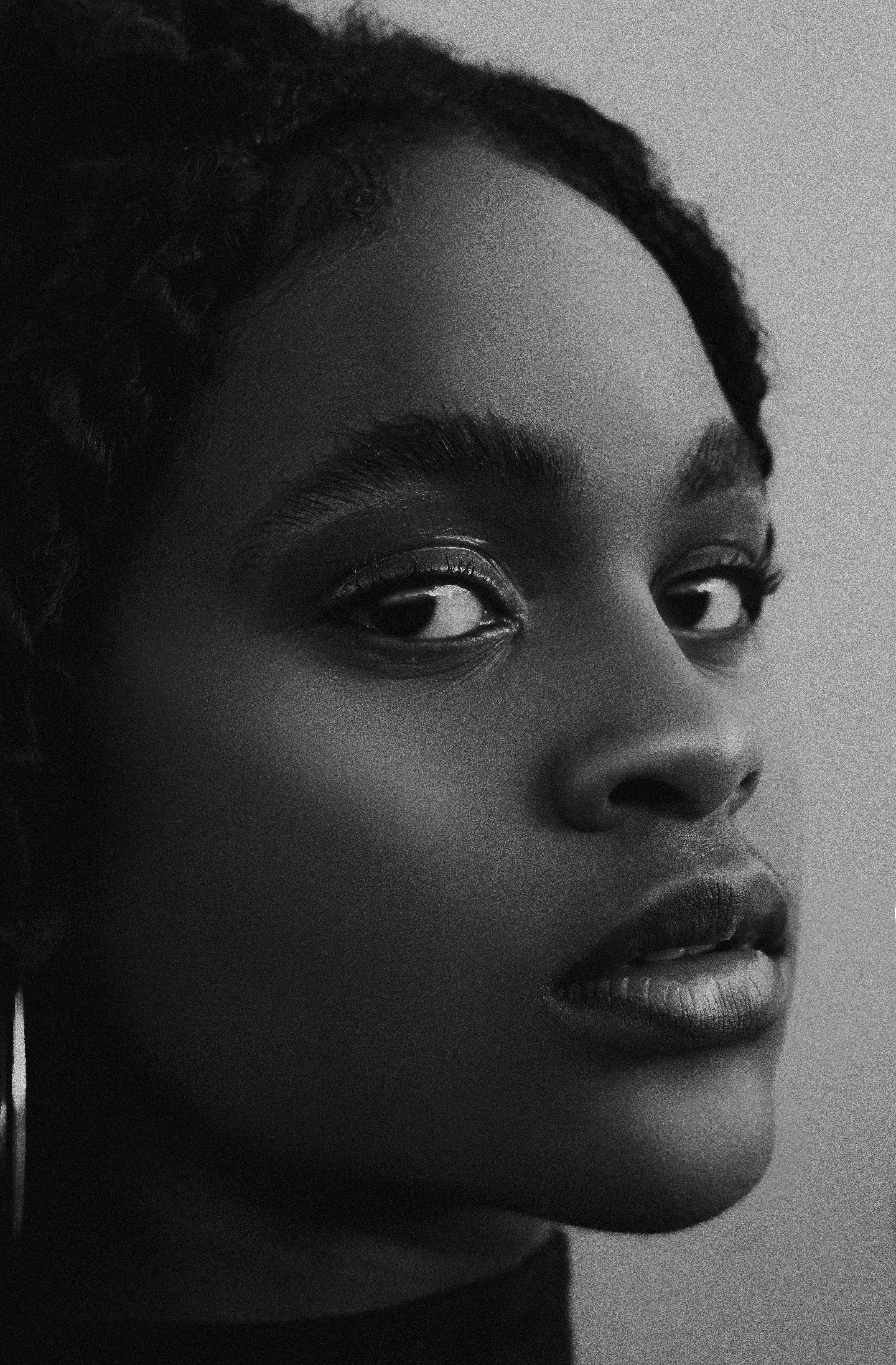 Black and White Emoji