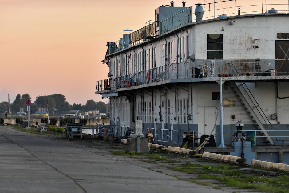 Liepāja kikötő: Lett ipartörténet Liepāja kikötő: Lett ipartörténet