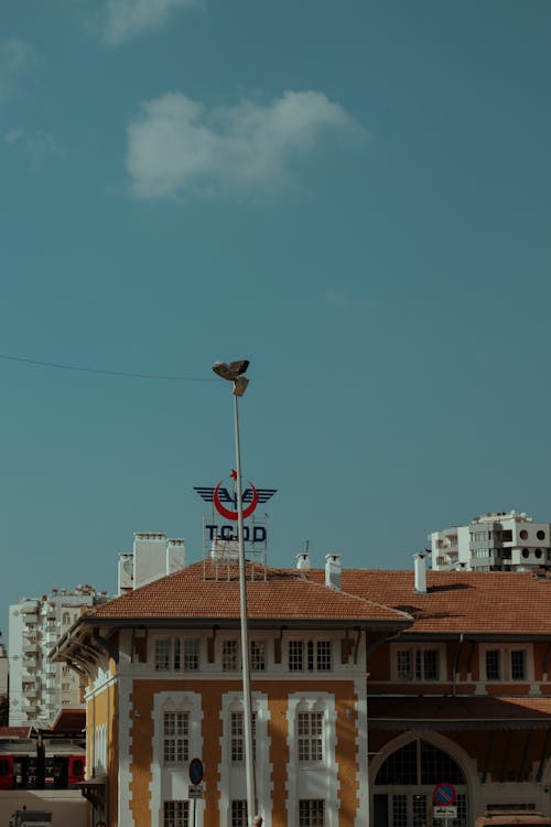 Kostnadsfri bild av adana, flagga, järnvägsstation