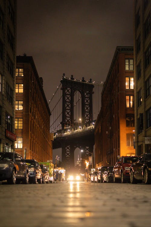 Fotobanka s bezplatnými fotkami na tému autá, Brooklyn Bridge, budovy