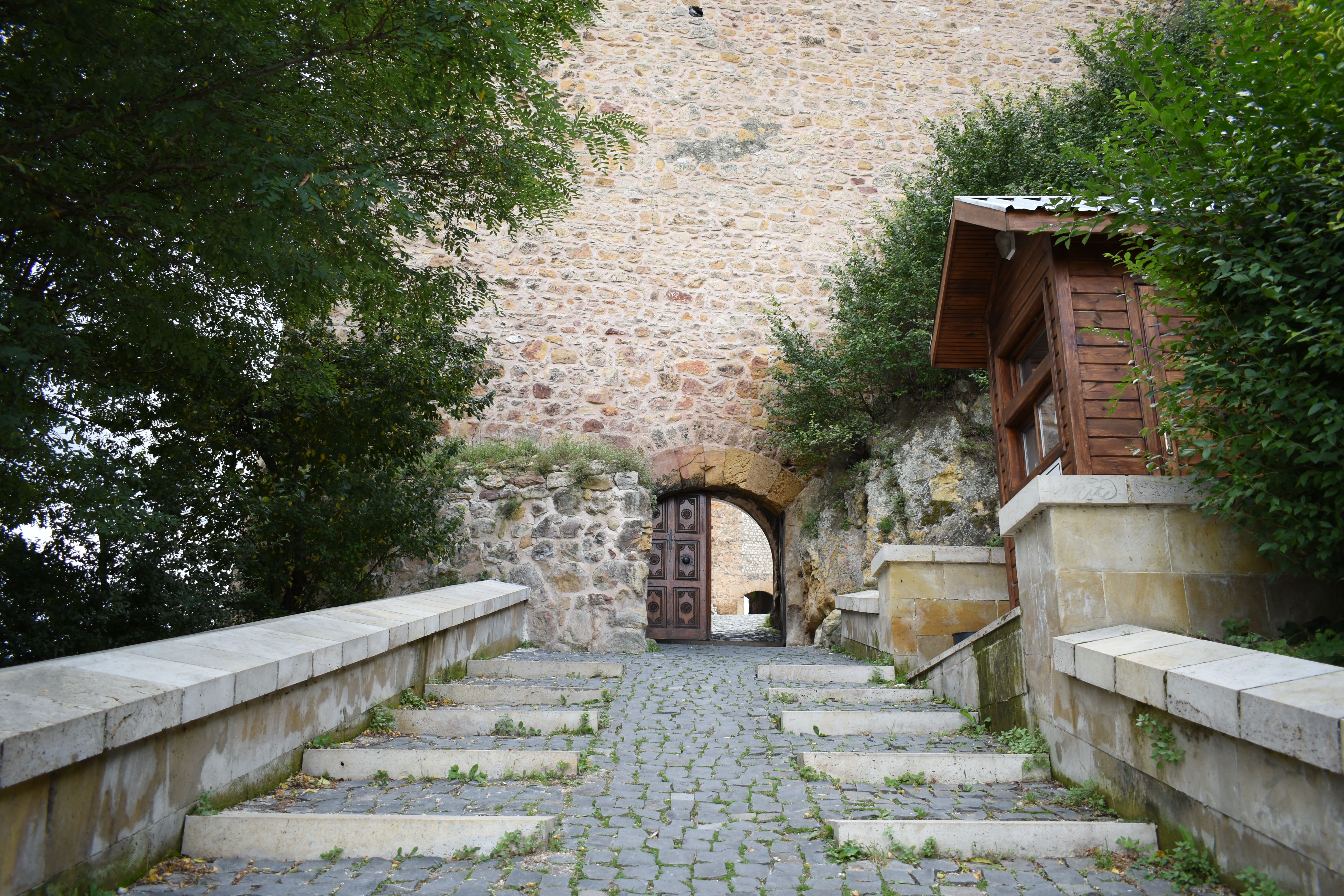 Portchester Kalesi'nin taş duvarları