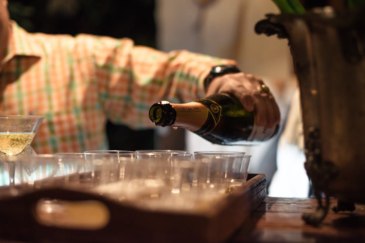 Water storage and resource management systems for off-grid and mobile living applications