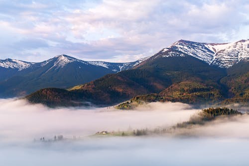 Kostenloses Stock Foto zu berge, blauer himmel, landschaft