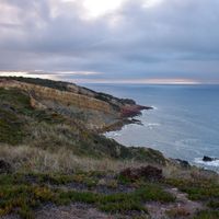 Coastal cliffs by LEPTA STUDIO on Pexels