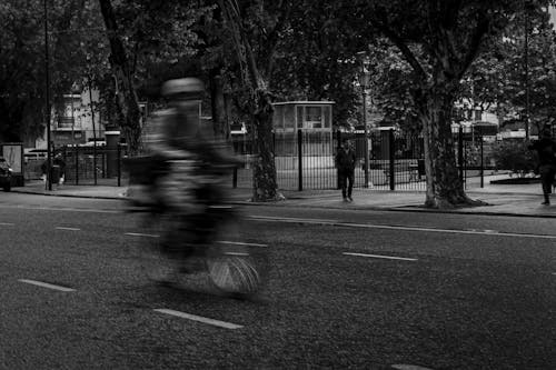 ストリート写真, 白黒, 自転車の無料の写真素材
