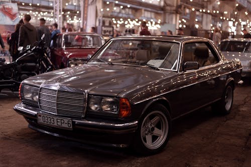 Fotobanka s bezplatnými fotkami na tému auto, auto show, black-car