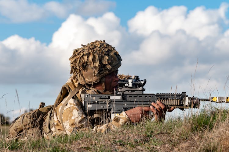 Gurkha Taking Aim