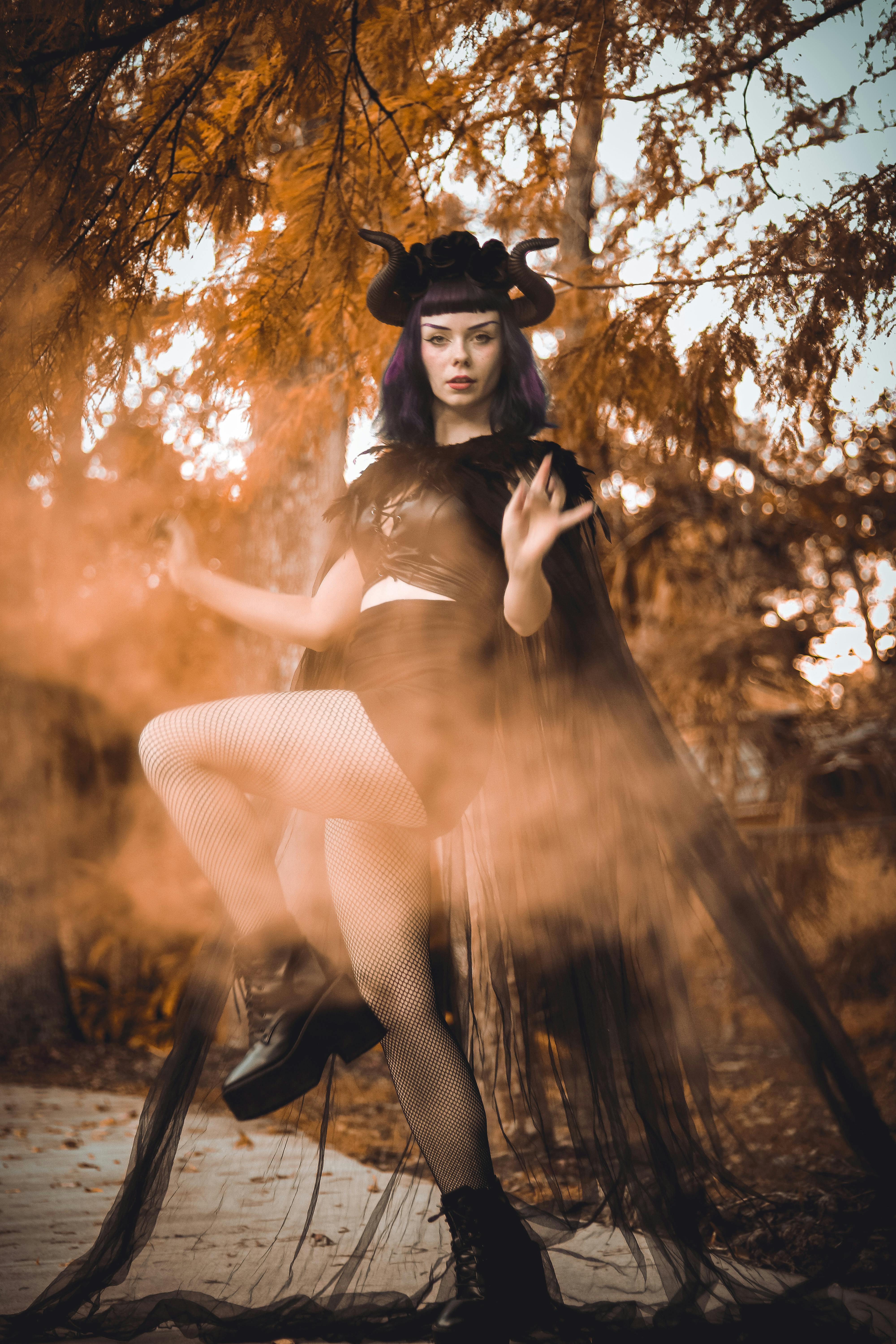 grátis Foto profissional grátis de adulto jovem, ao ar livre, artístico Foto profissional