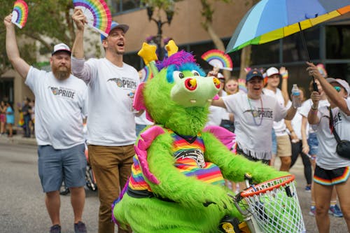 Безкоштовне стокове фото на тему «lgbt-h, барвистий, велосипед»