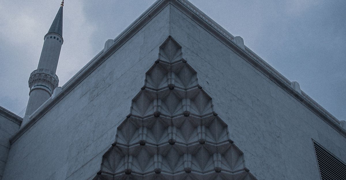 Geometric Pattern on Temple · Free Stock Photo