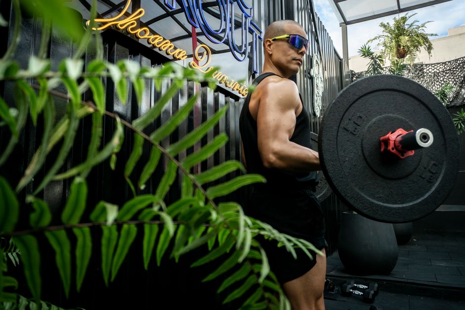 barbell row attachment