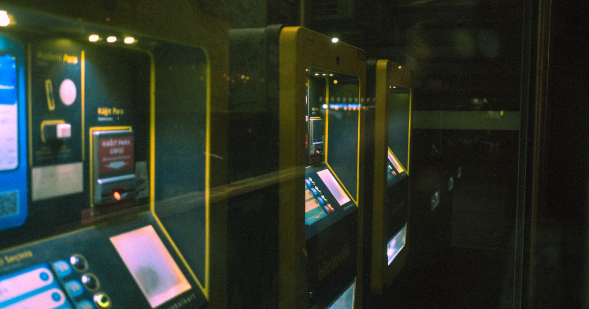Global Payments acquires Worldpay, sells payroll unit for $1.1bn in merchant-focused pivot