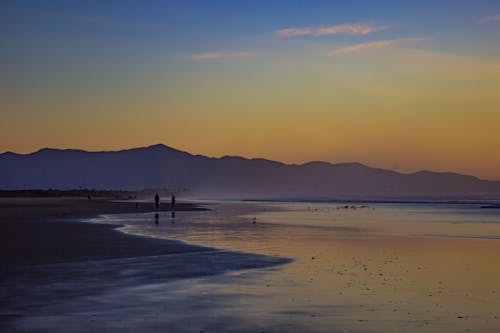 Gratis stockfoto met buiten, golven, strand