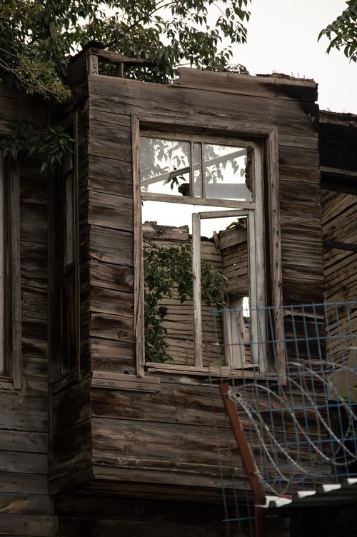 Free Weathered wooden building facade of an abandoned house in Istanbul, Turkey. Stock Photo