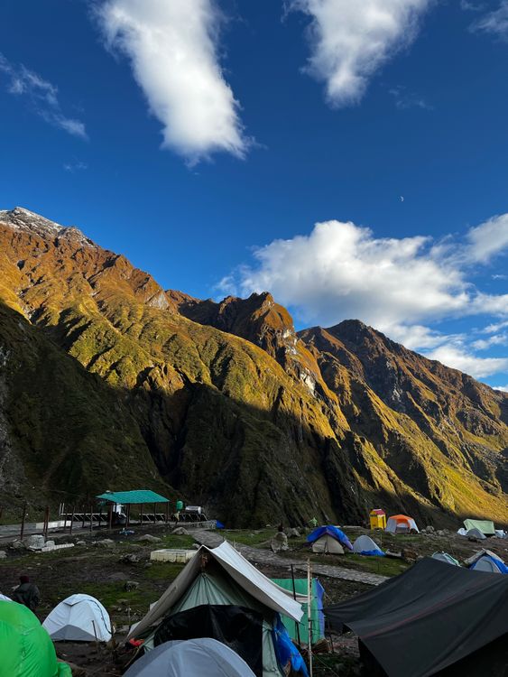 Camping In High Mountains Free Stock Photo camping-in-high-mountains-free-stock-photo