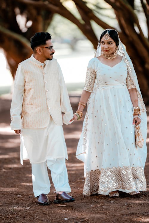 インドのカップル, ウェディングドレス, おとこの無料の写真素材
