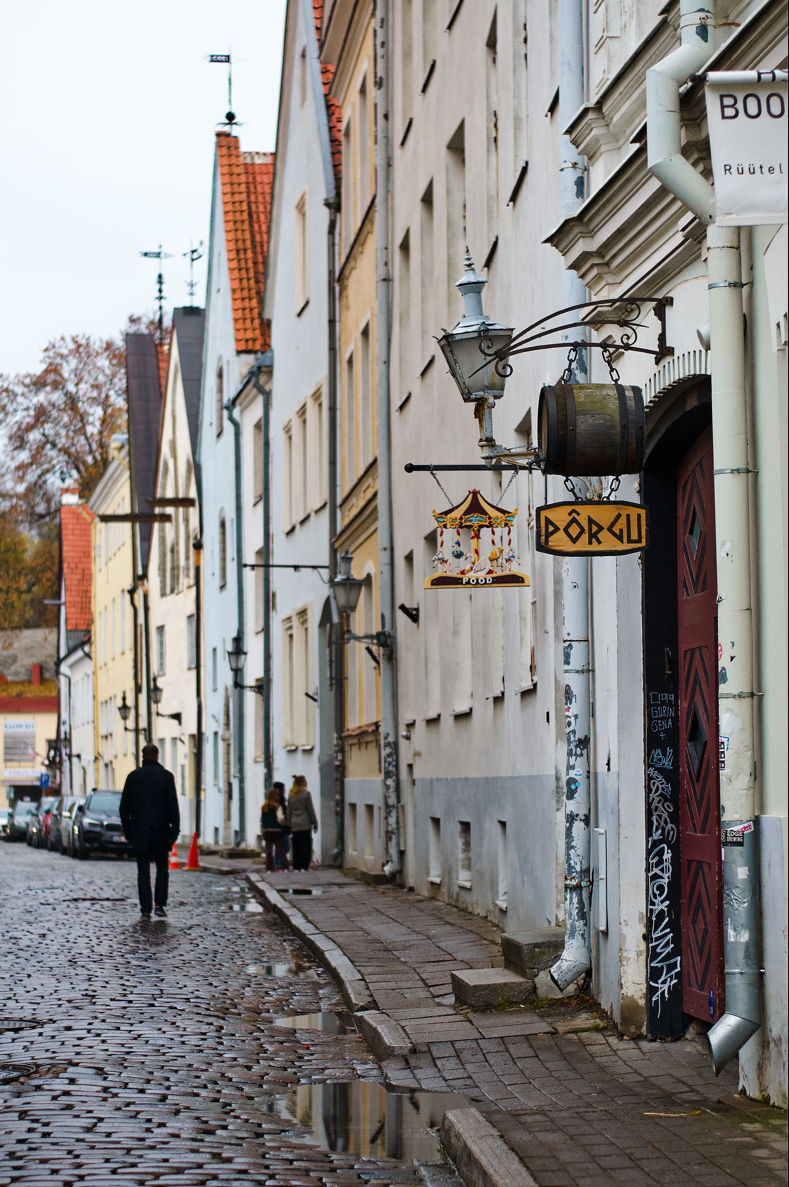 A Photo of Cobblestone Street Between Buildings · Free Stock Photo