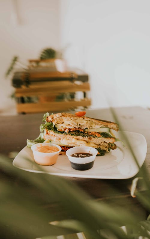 бесплатная Бесплатное стоковое фото с бутерброды, вертикальный выстрел, еда Стоковое фото