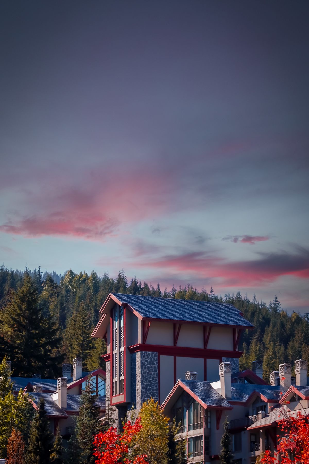 Deerfoot Inn & Casino regional foothills setting in Calgary