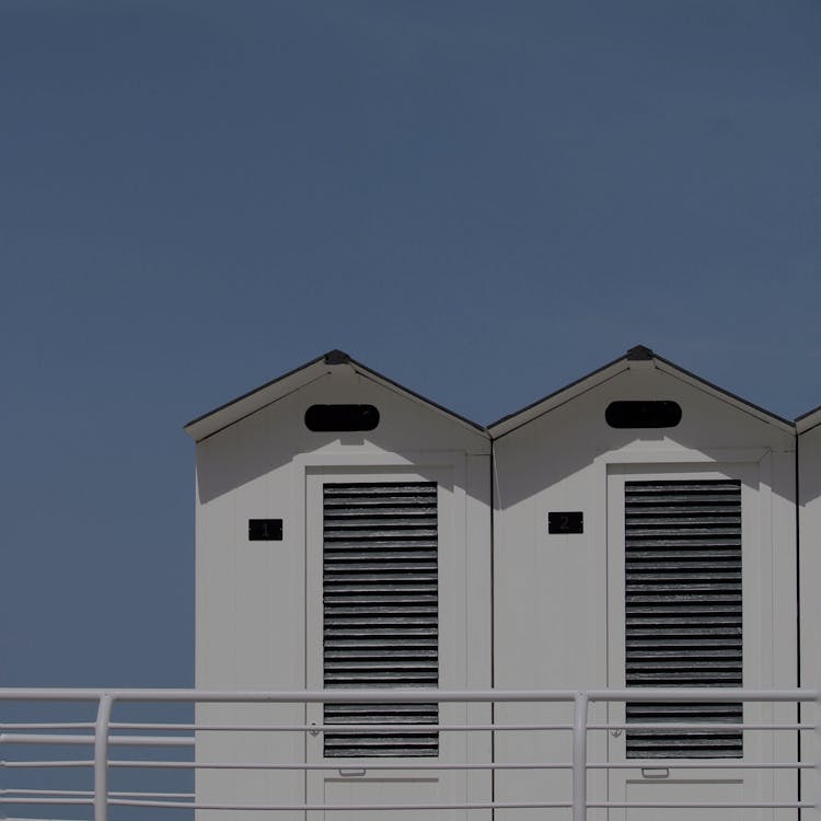 Symmetric Beach Huts 