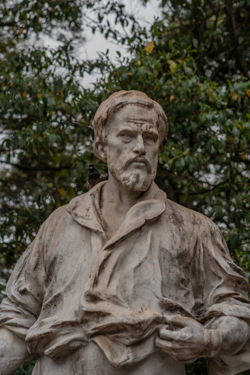 Statue of Bartolomeu Bueno da Silva in Parque Trianon, Sao Paulo