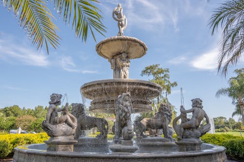 Water Fountain with Statues