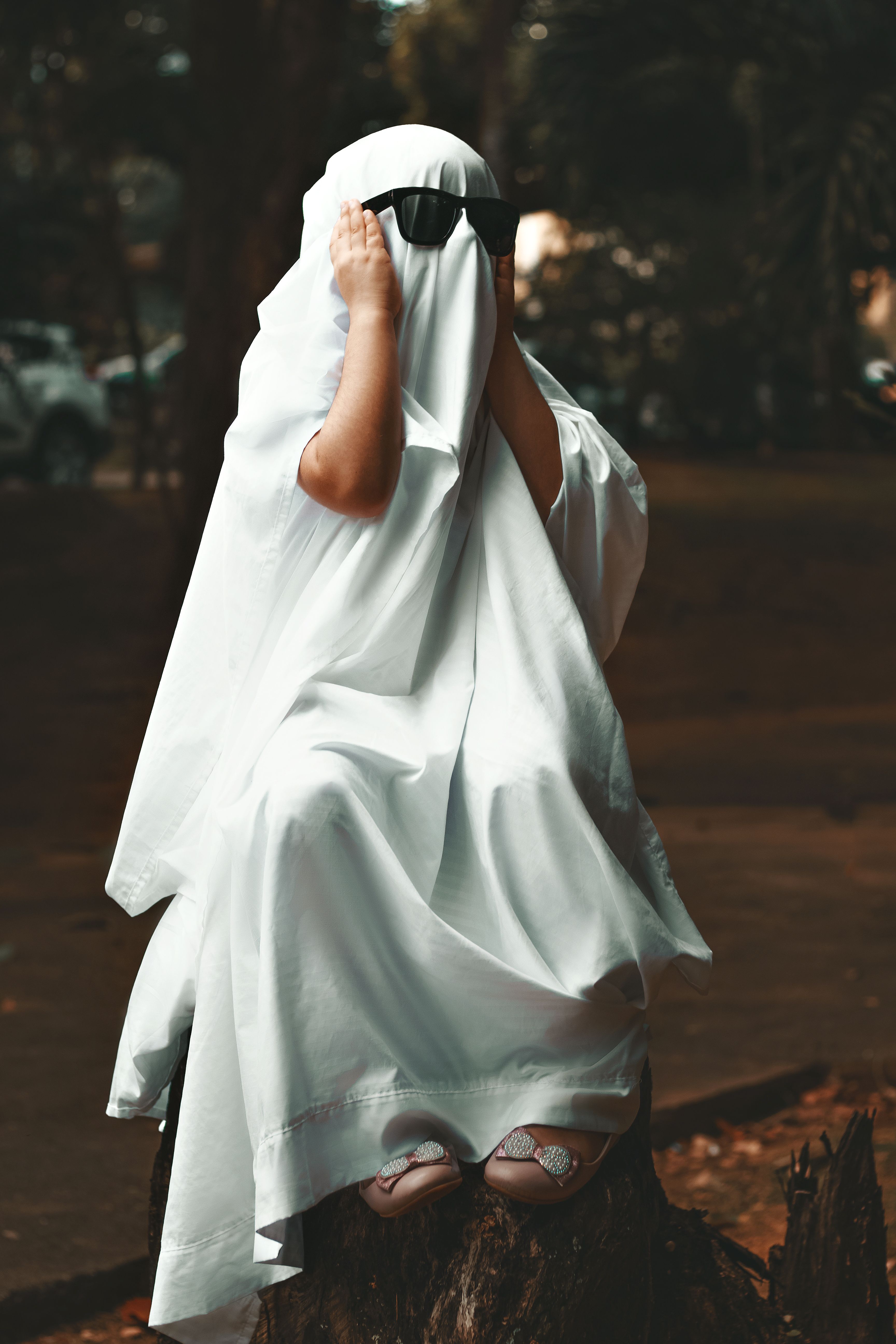 Reflection of Person in Ghost Costume with Hat and Sunglasses · Free ...