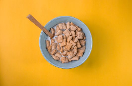 Cinnamon Crunch Whole Grain Cereal