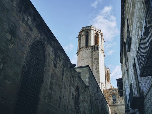 Fotos de stock gratuitas de católico, cielo limpio, edificios