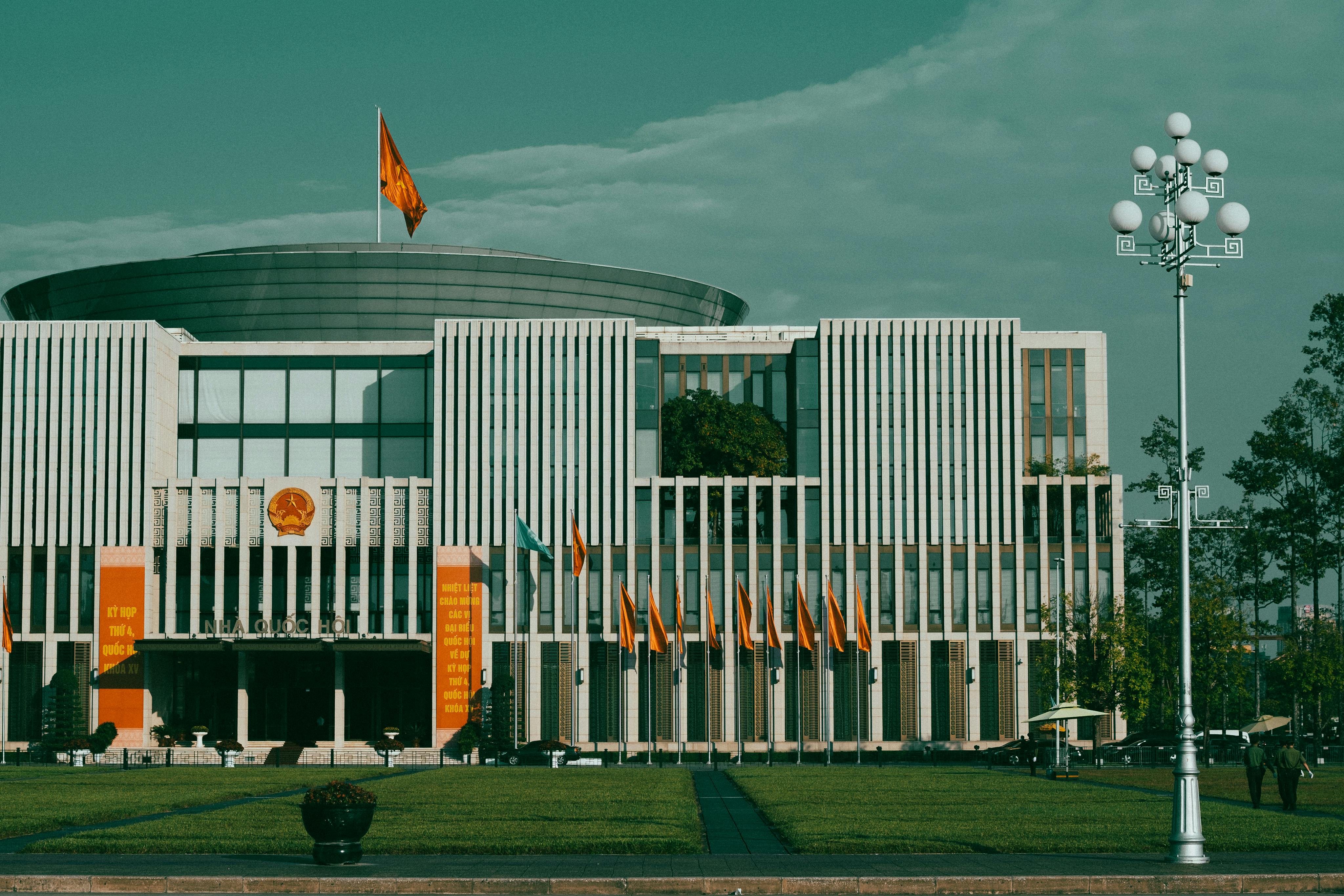 Lawmakers take pick to ICE's warrantless location tracking purchases