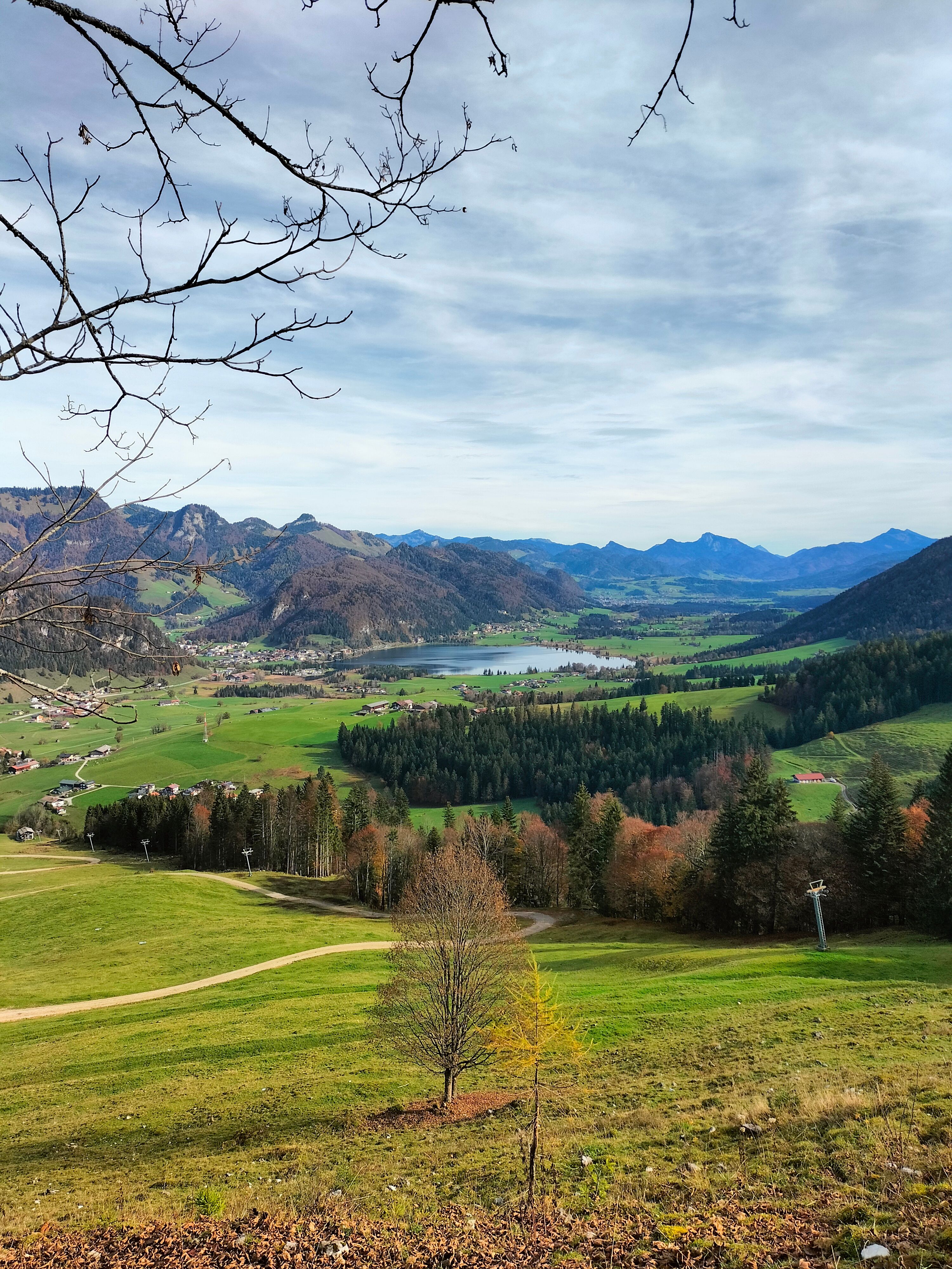 Explore Lake Panorama’s Hidden Gems with Our Charter Services