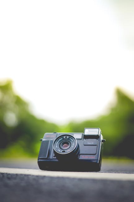 Camera With Flash · Free Stock Photo